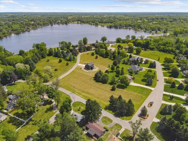 $65,000 | 6000 Riverview Drive, Unit 5, Jackson, MI 49203