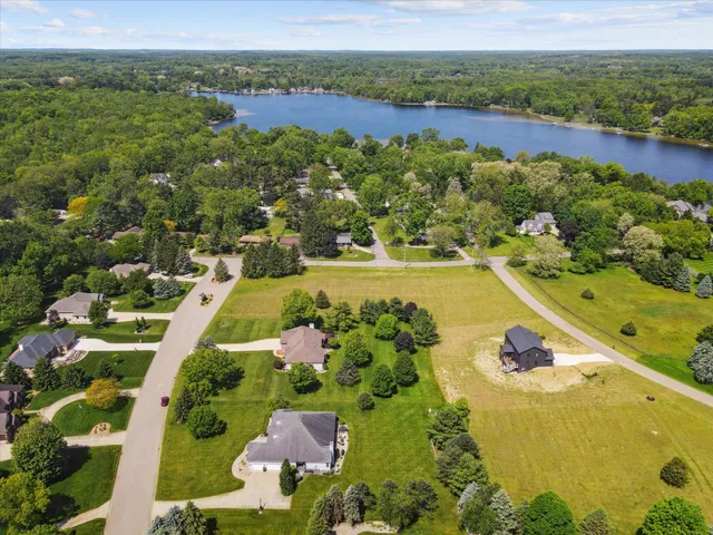 $65,000 | 6000 Riverview Drive, Unit 5, Jackson, MI 49203