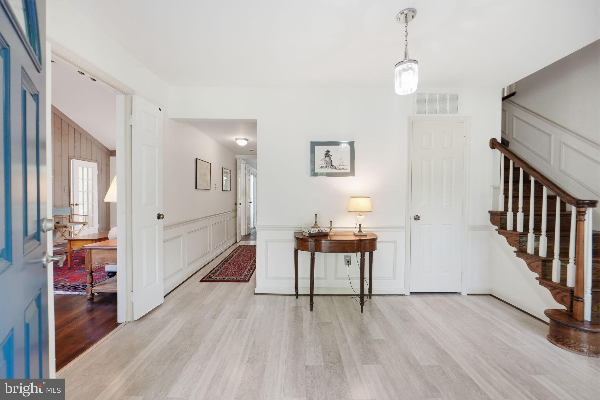 15205 Winstead Lane Silver Spring, MD 20905 - Photo 4 of 54 Entering into Spacious Foyer
