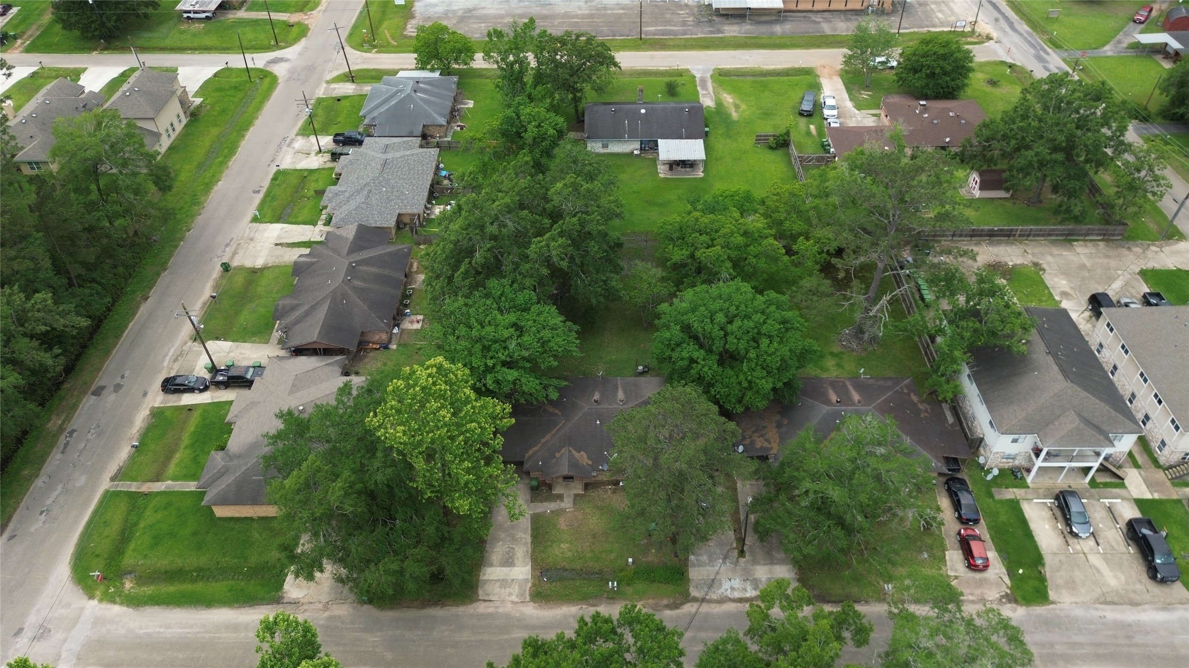 1409 Truman Street, Unit 1411 Cleveland, TX 77327 - Photo 2 of 8 an aerial view of a house