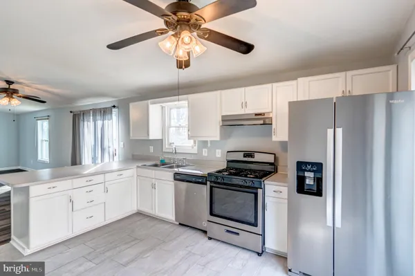 $2,395 | 12121 Catalina Drive, Lusby, MD 20657