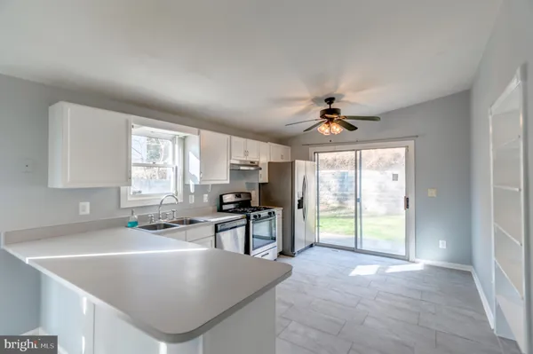 $2,395 | 12121 Catalina Drive, Lusby, MD 20657