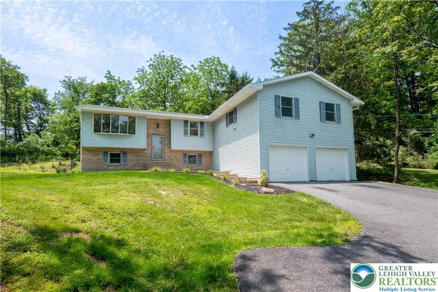 $429,000 | 416 Owl Alley, Slatington, PA 18080