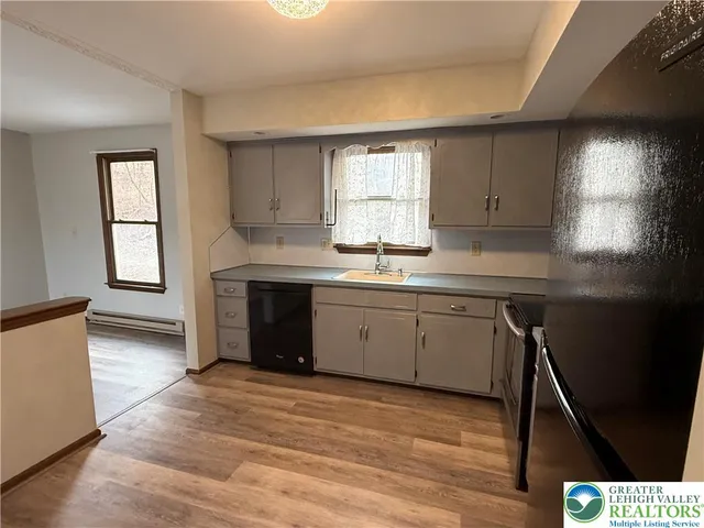 $429,000 | 416 Owl Alley, Slatington, PA 18080