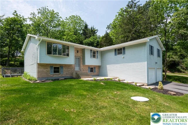 $429,000 | 416 Owl Alley, Slatington, PA 18080