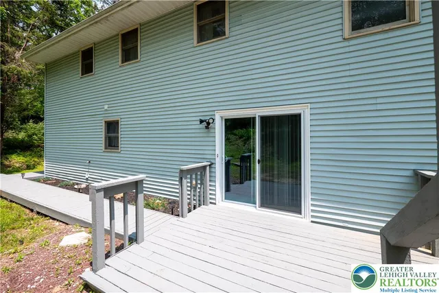 $429,000 | 416 Owl Alley, Slatington, PA 18080