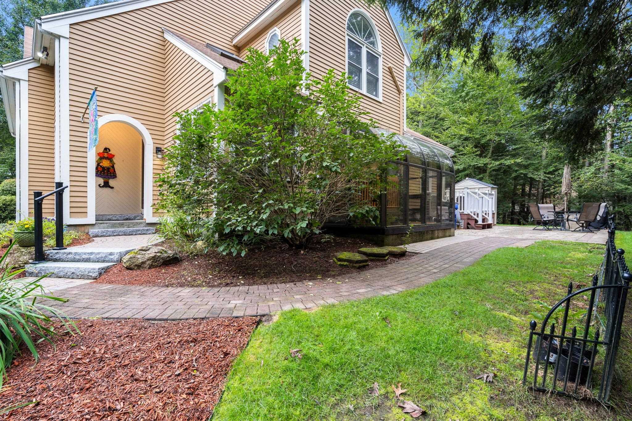 21 Ryan Road, Unit B Goffstown, NH 03045 - Photo 13 of 39 Gallery Image 13