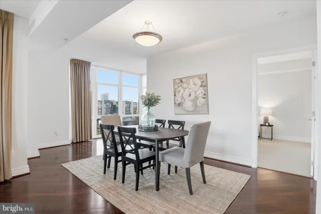 $1,100,000 | 8220 Crestwood Heights Drive, Unit 807, McLean, VA 22102