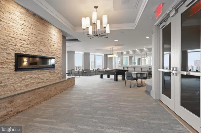 $1,100,000 | 8220 Crestwood Heights Drive, Unit 807, McLean, VA 22102