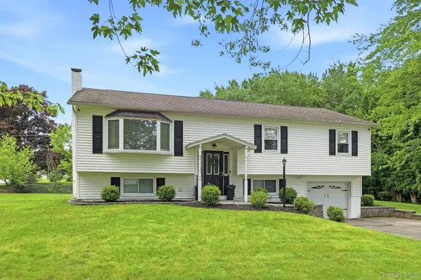 $599,998 | 1 Craig Place, Wappingers Falls, NY 12590