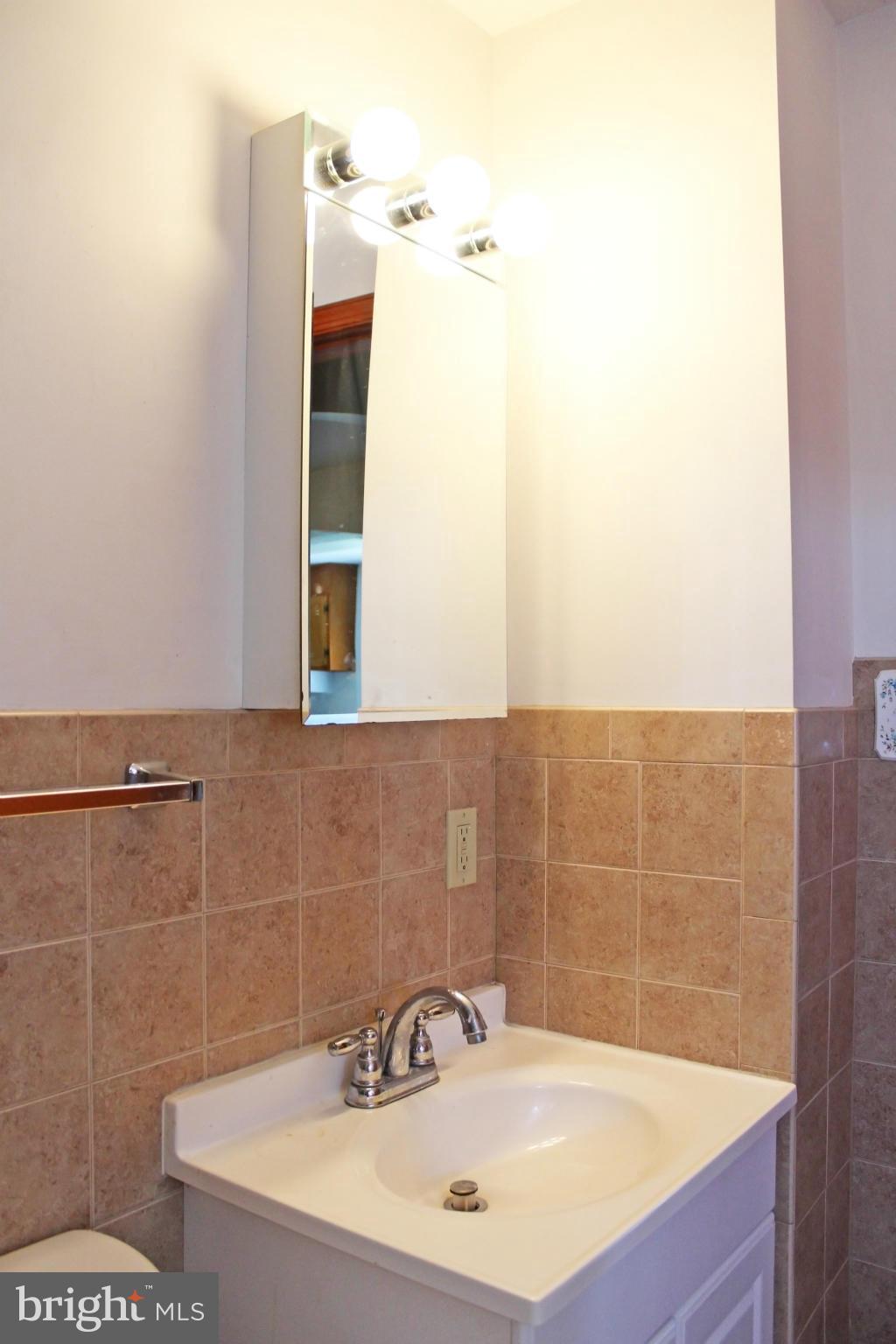 3425 Shiloh Road Hampstead, MD 21074 - Photo 14 of 30 Bath 2