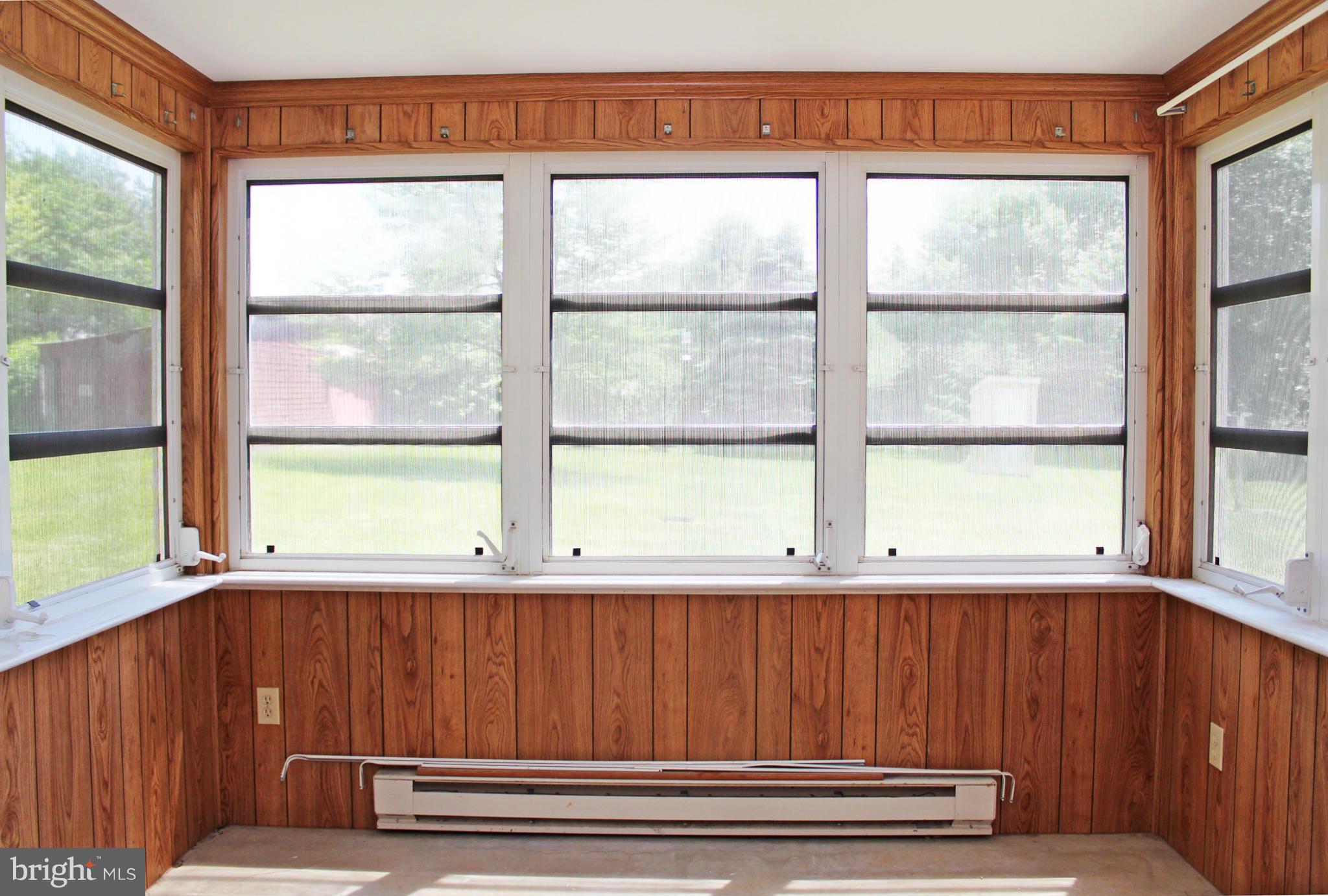 3425 Shiloh Road Hampstead, MD 21074 - Photo 20 of 30 Sunroom 1
