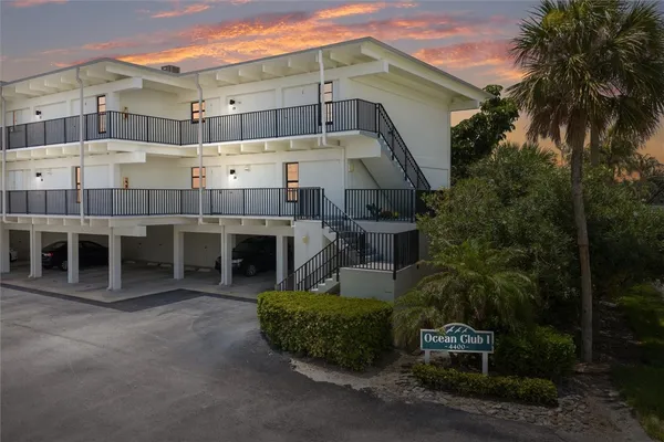 $650,000 | 4400 Florida A1A, Unit 1, Vero Beach, FL 32963