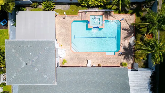 $999,999 | 11680 Southwest 92nd Street, Miami, FL 33176