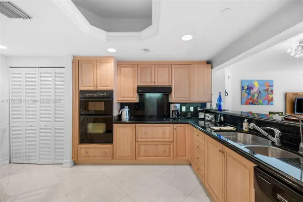 $1,395,000 | Surfside, Surfside, FL 33154