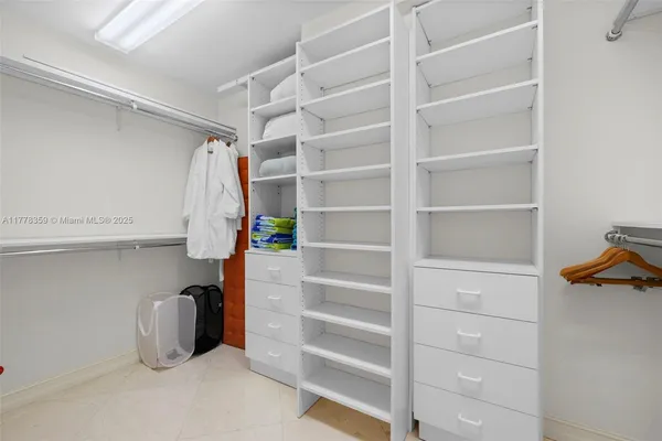 $1,395,000 | Surfside, Surfside, FL 33154