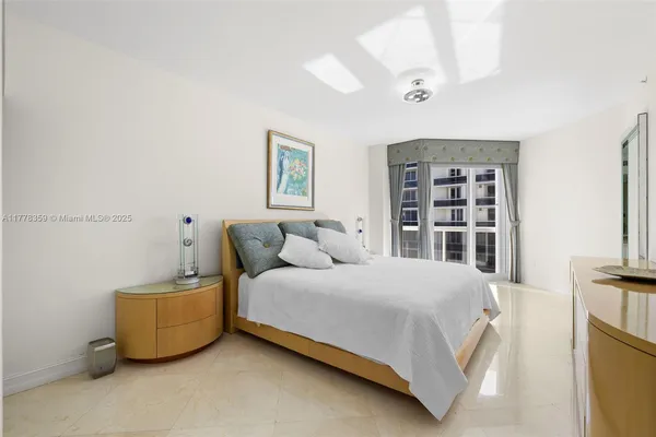 $1,395,000 | Surfside, Surfside, FL 33154