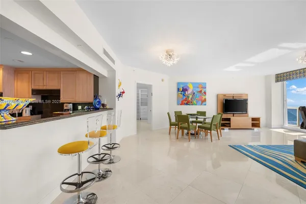 $1,395,000 | Surfside, Surfside, FL 33154