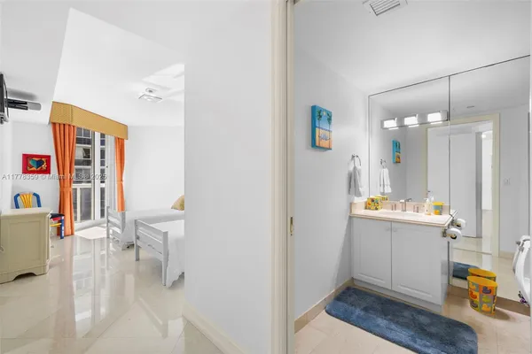 $1,395,000 | Surfside, Surfside, FL 33154