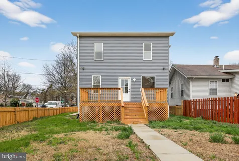 $849,000 | 2932 Yost Place Northeast, Washington, DC 20018