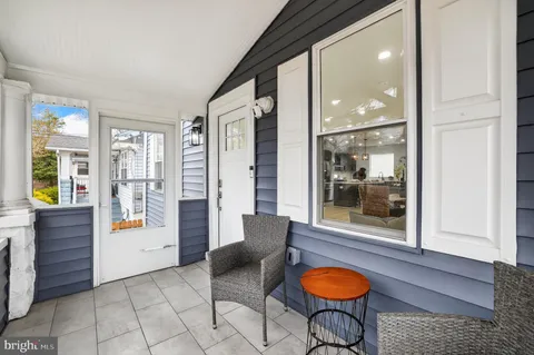 $849,000 | 2932 Yost Place Northeast, Washington, DC 20018