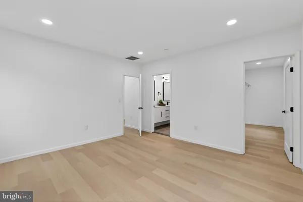 $849,000 | 2932 Yost Place Northeast, Washington, DC 20018