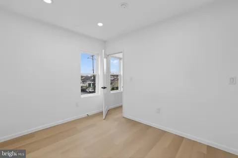 $849,000 | 2932 Yost Place Northeast, Washington, DC 20018