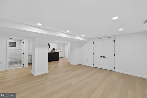 $849,000 | 2932 Yost Place Northeast, Washington, DC 20018