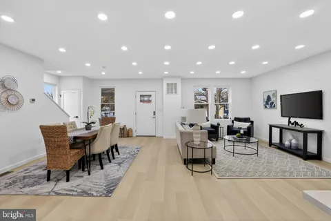 $849,000 | 2932 Yost Place Northeast, Washington, DC 20018