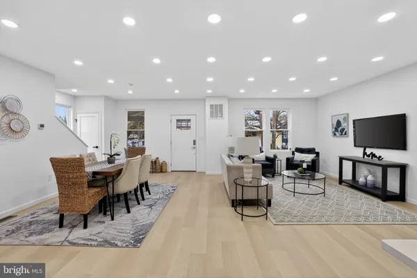 $849,000 | 2932 Yost Place Northeast, Washington, DC 20018