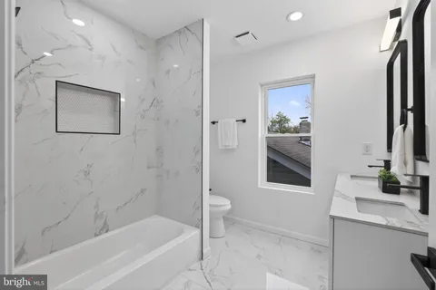 $849,000 | 2932 Yost Place Northeast, Washington, DC 20018