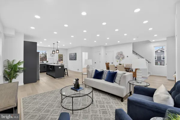 $849,000 | 2932 Yost Place Northeast, Washington, DC 20018