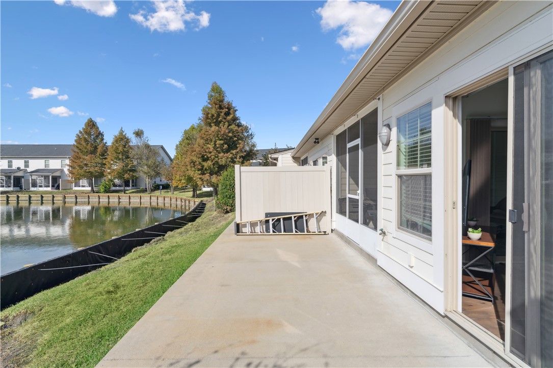 1003 Mariners Circle St. Simons Island, GA 31522 - Photo 3 of 32