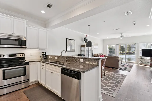 $725,000 | 1003 Mariners Circle, St. Simons Island, GA 31522