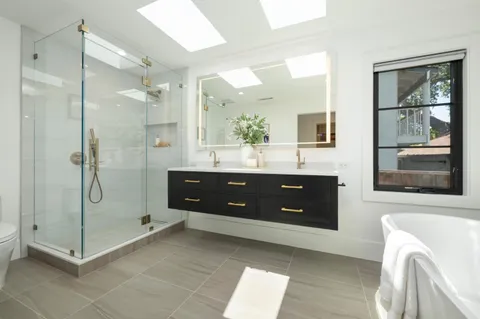 $2,750,000 | 3231 Alameda De Las Pulgas, Menlo Park, CA 94025