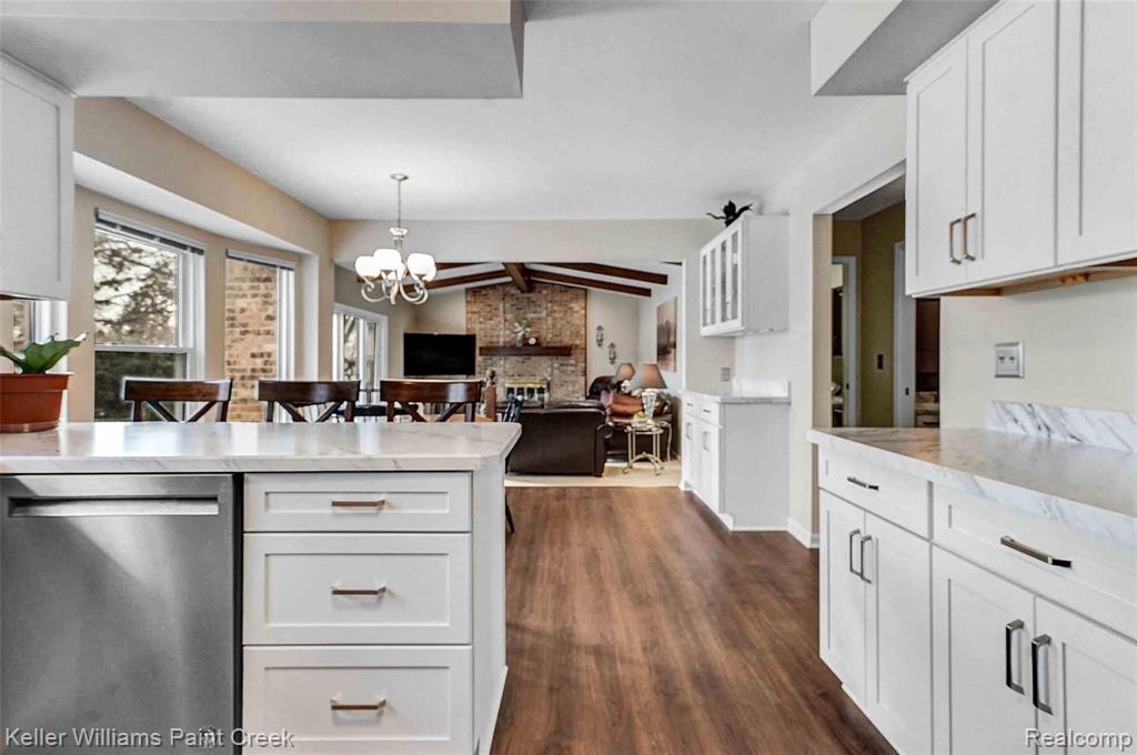 3153 Baypoint Drive Rochester Hills, MI 48309 - Photo 14 of 39