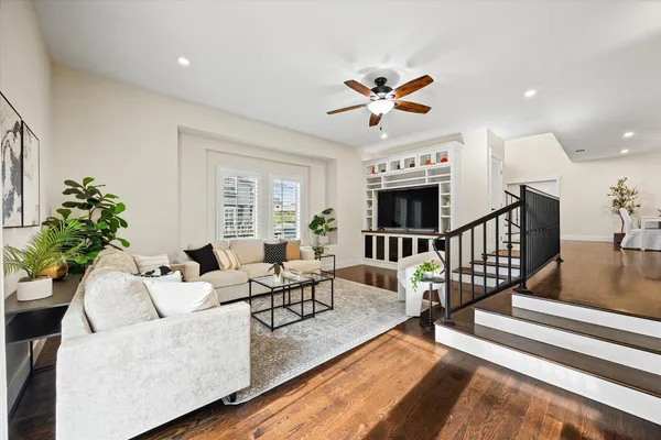 $1,295,000 | 4400 G Street, Sacramento, CA 95819