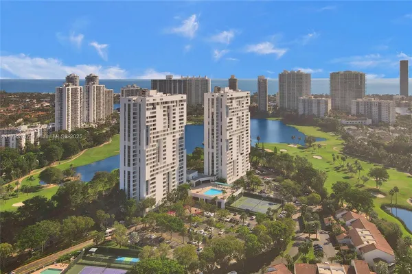 $1,700,000 | 20355 Northeast 34th Court, Unit 2725, Aventura, FL 33180