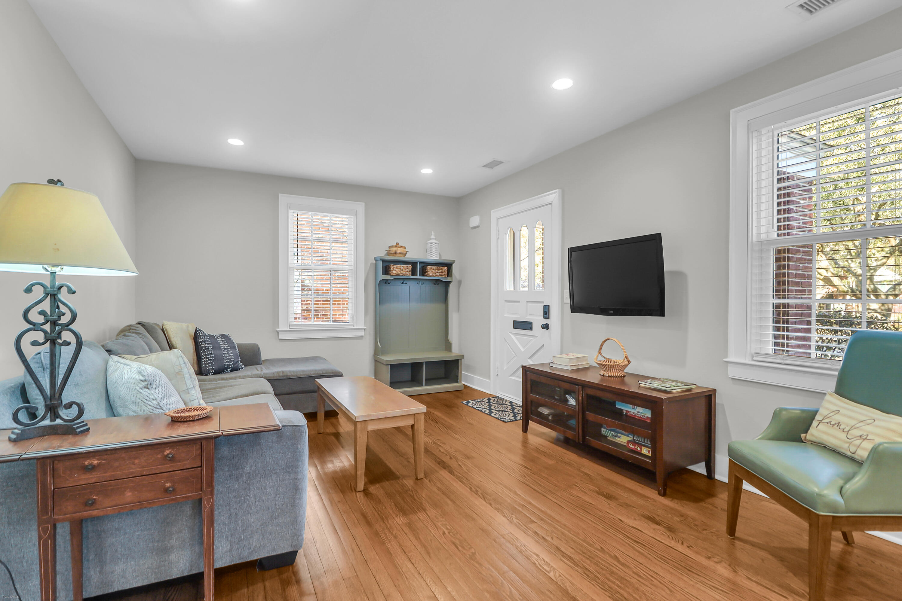 48 Colleton Drive Charleston, SC 29407 - Photo 11 of 41 Living Room