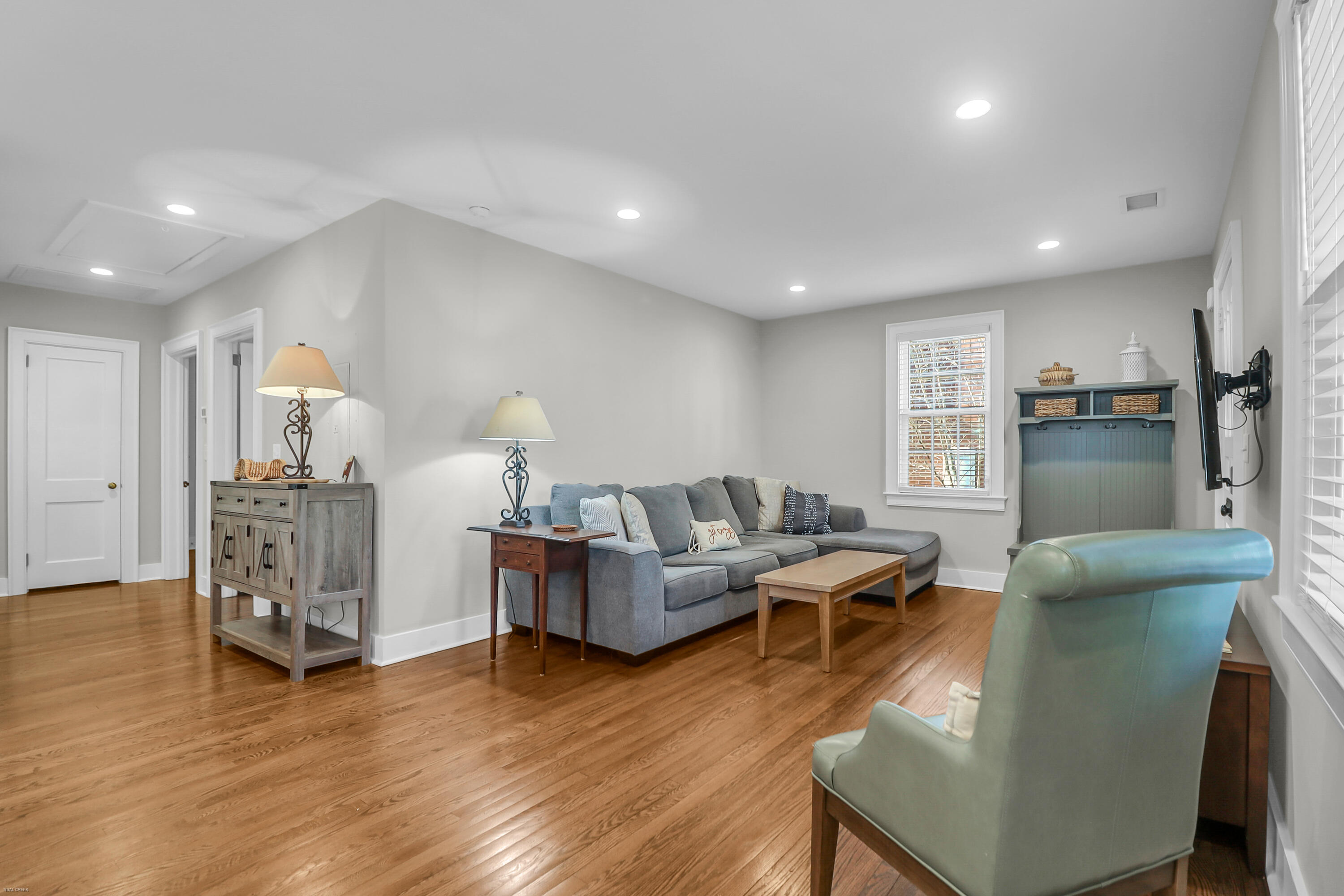 48 Colleton Drive Charleston, SC 29407 - Photo 12 of 41 Living Room