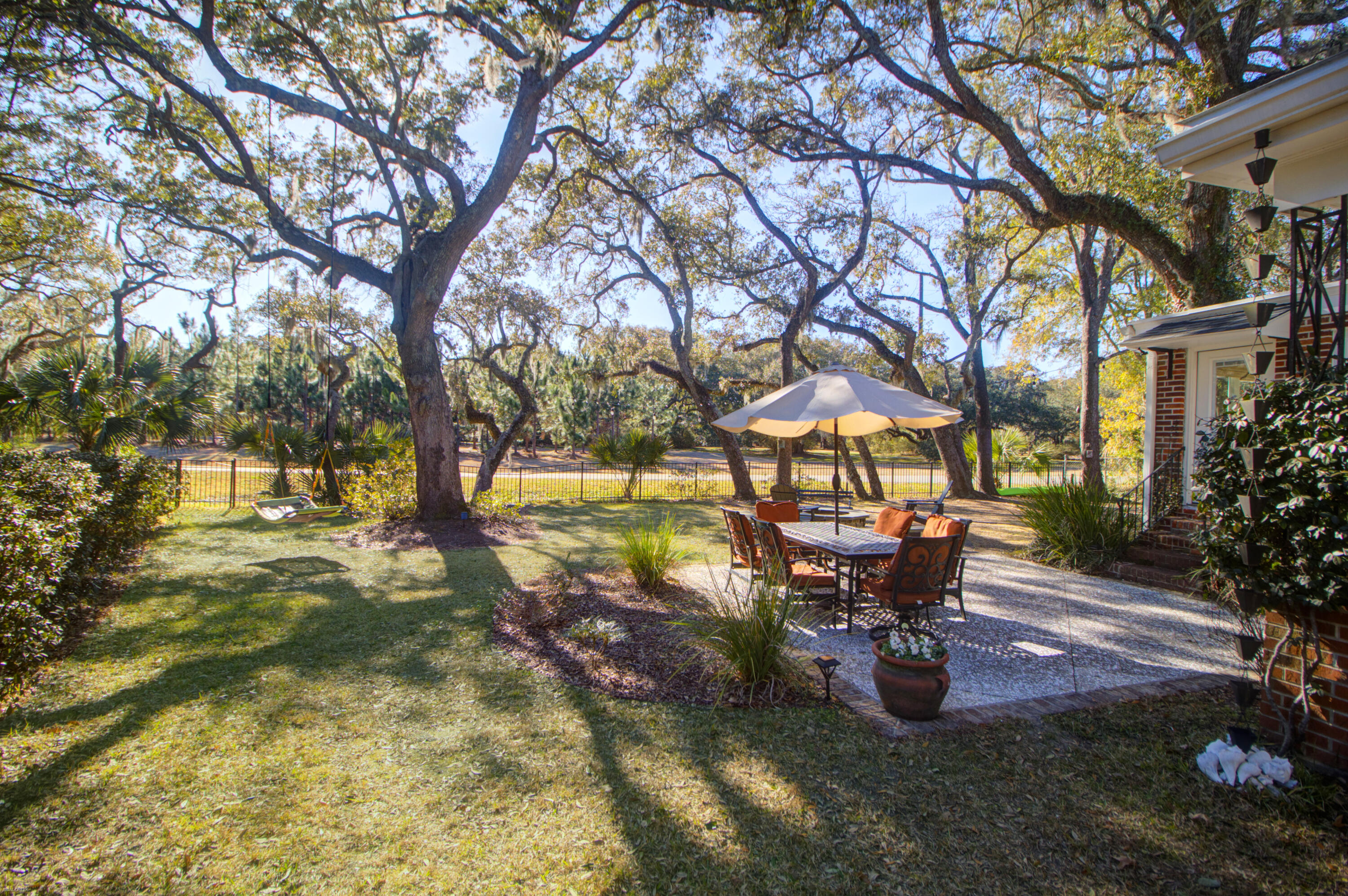 48 Colleton Drive Charleston, SC 29407 - Photo 21 of 41 Patio back to greenspace