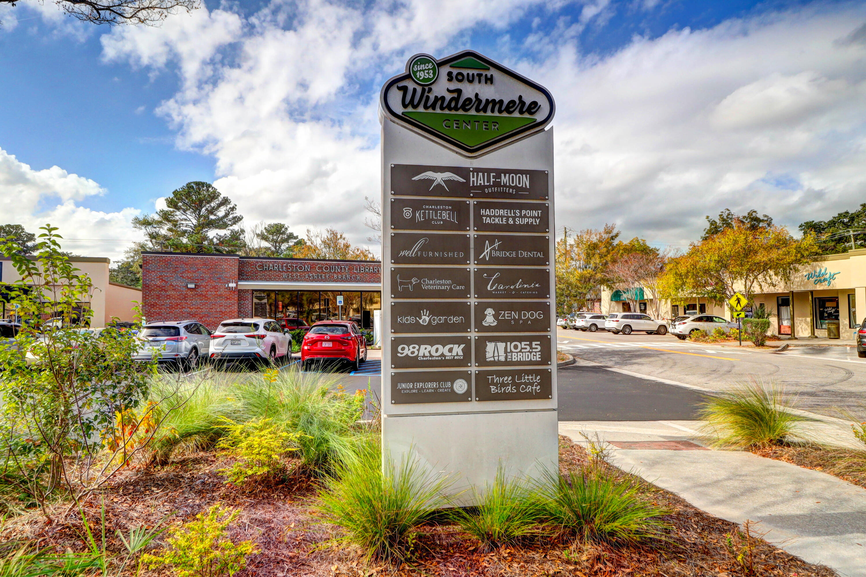 48 Colleton Drive Charleston, SC 29407 - Photo 31 of 41 South Windermere Shopping Center