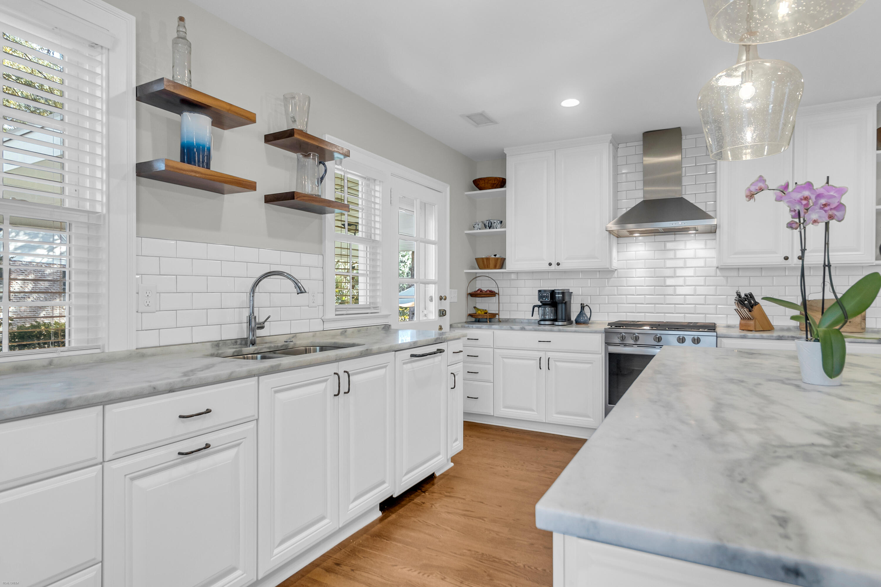 48 Colleton Drive Charleston, SC 29407 - Photo 4 of 41 Kitchen