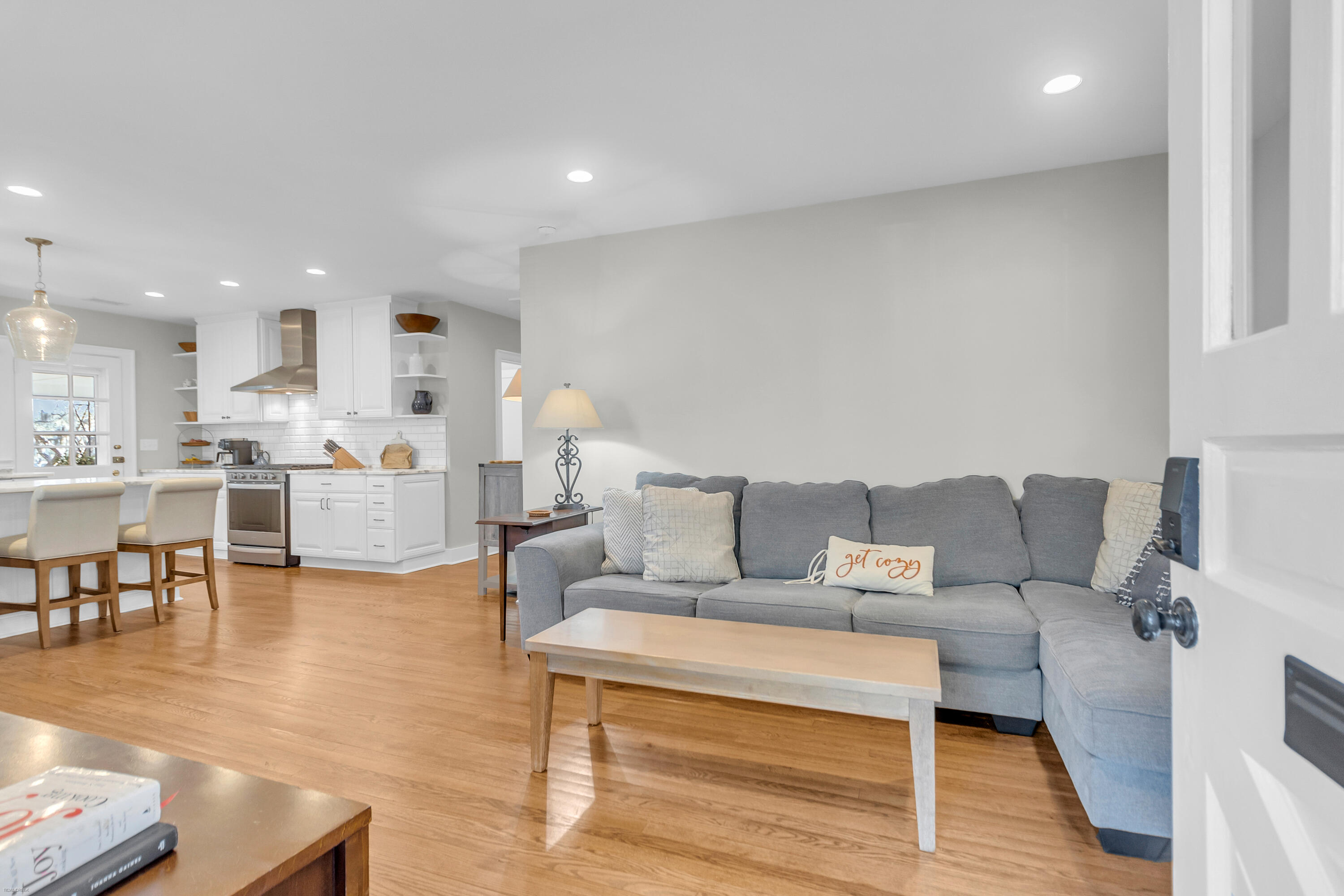 48 Colleton Drive Charleston, SC 29407 - Photo 10 of 41 Living Room