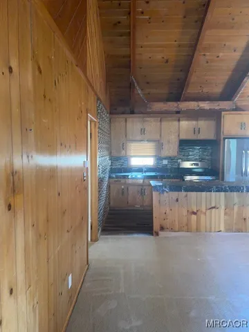 $399,500 | 39256 North Shore Drive, Fawnskin, CA 92333