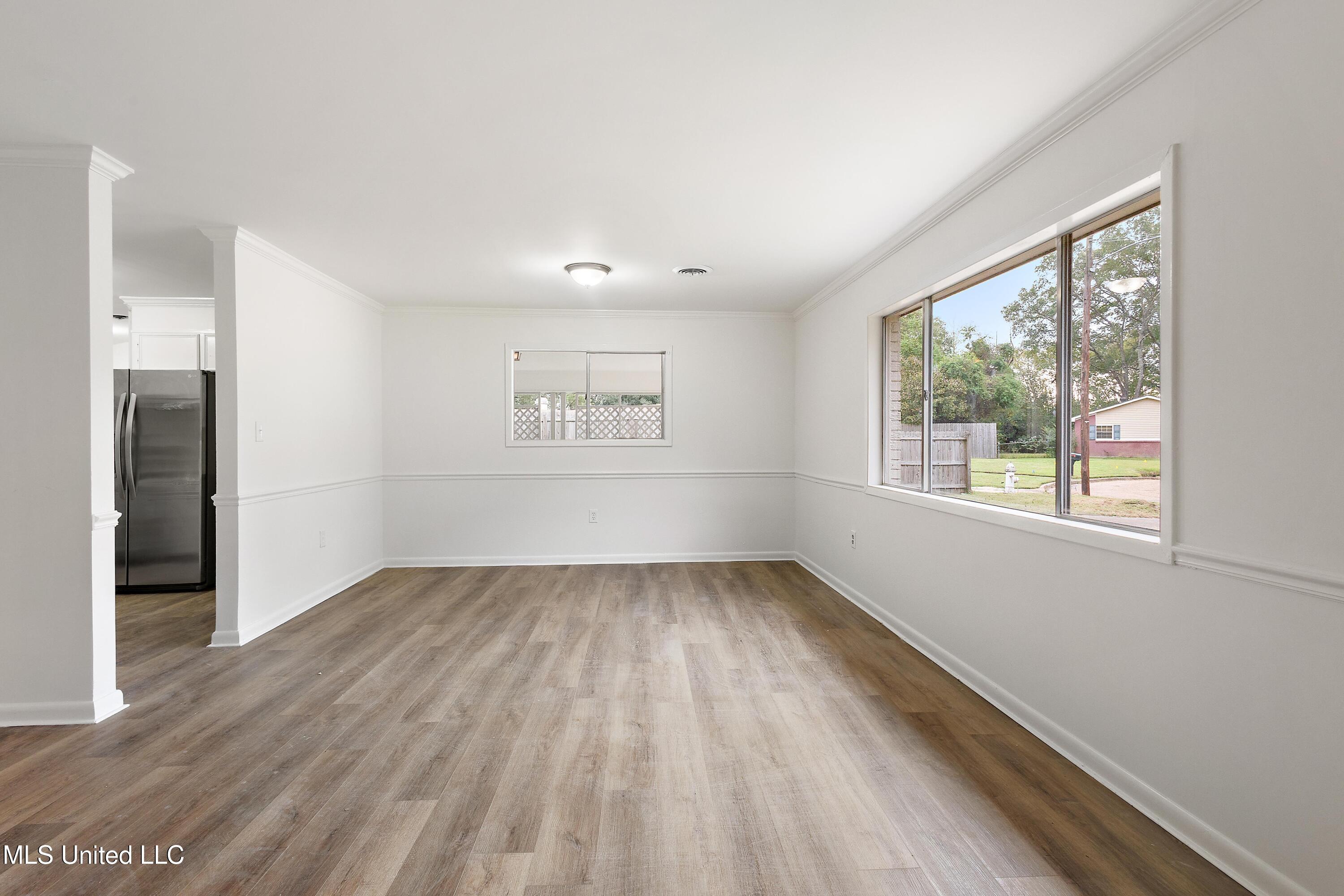 5256 Parkway Drive Jackson, MS 39211 - Photo 4 of 15 egsjqajkva