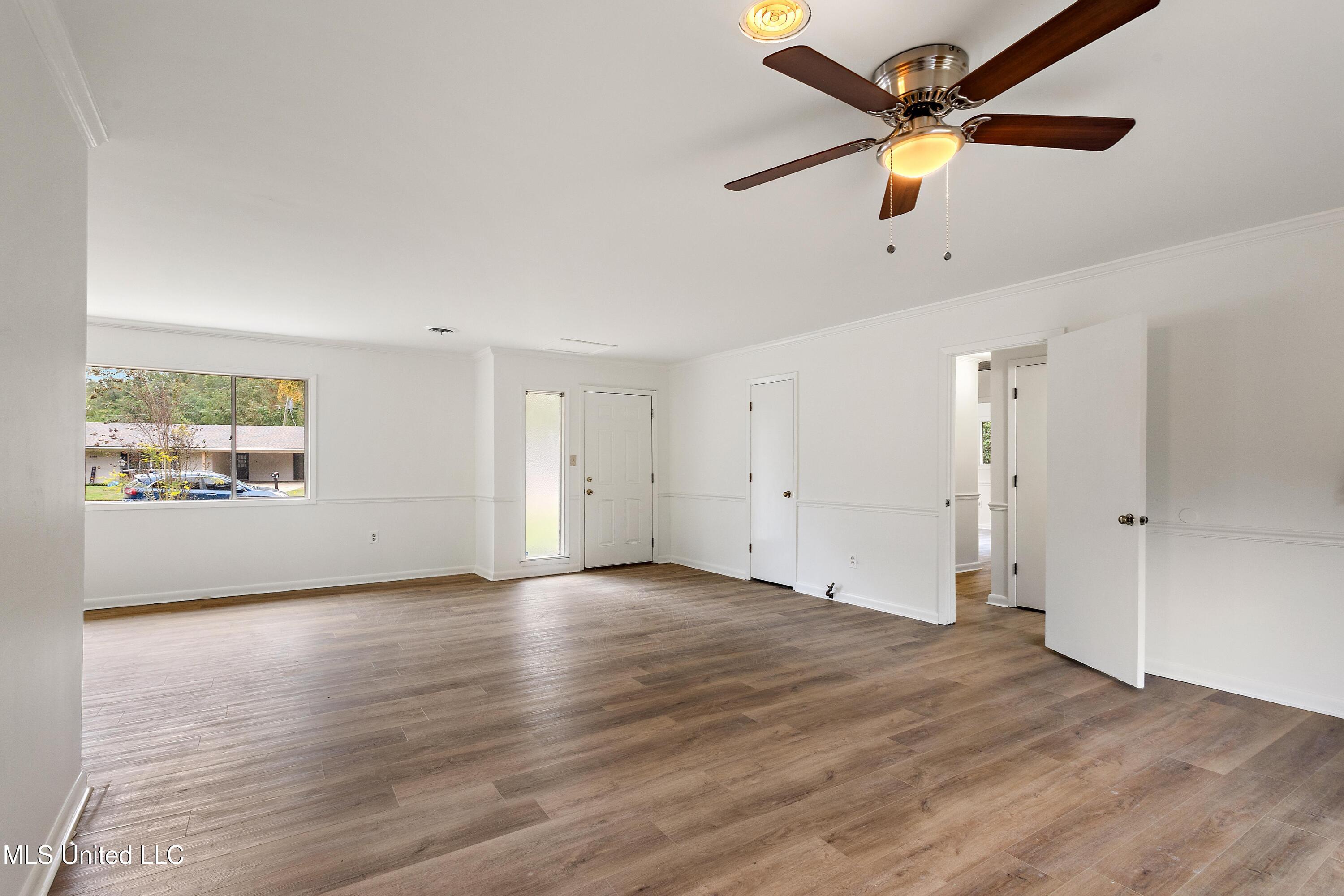 5256 Parkway Drive Jackson, MS 39211 - Photo 5 of 15 tw6czsxsc5