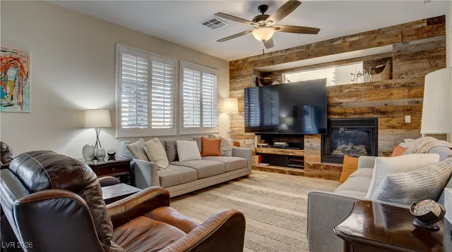 $699,999 | 53 Evvie Court, Henderson, NV 89012