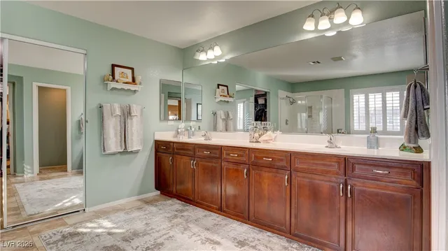 $699,999 | 53 Evvie Court, Henderson, NV 89012