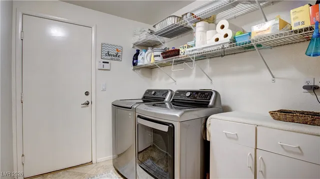 $699,999 | 53 Evvie Court, Henderson, NV 89012